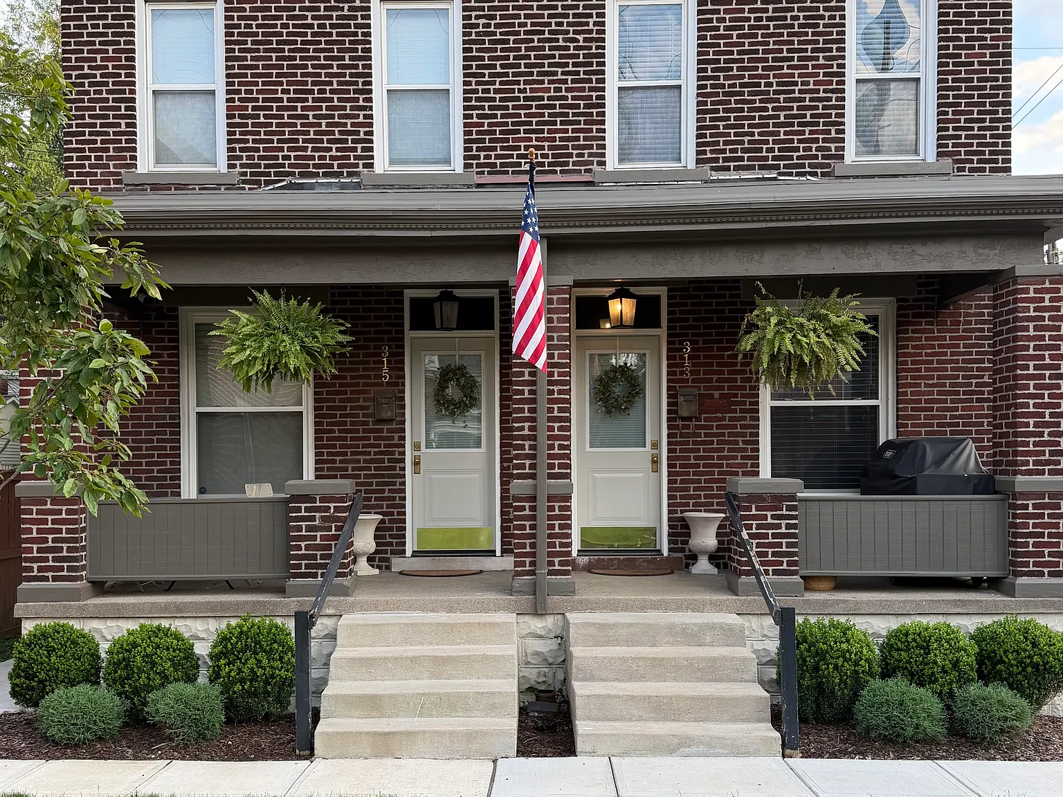 2 bed, 1140 sqft, $2,400 — Photo 2