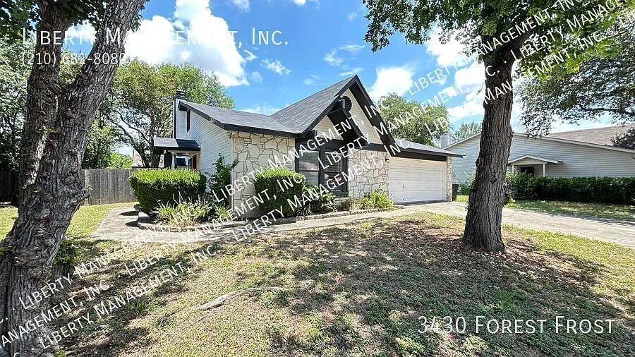 3 Bed, 2 Bath 2100 sq ft Single Story home on a Cul-de-sac — Photo 3