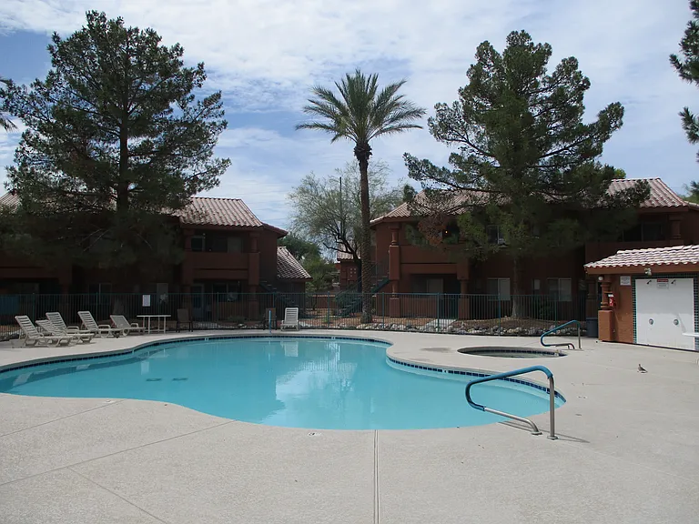 903 Mesquite Springs Dr #202 — Photo 15
