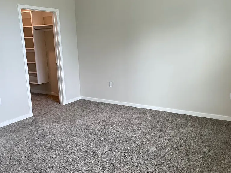 1500 Neo Landings Loop — Photo 26