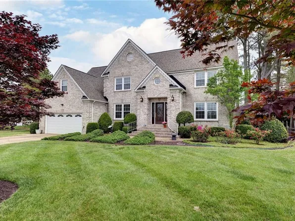 3 Carmines Ct, Poquoson, VA 23662