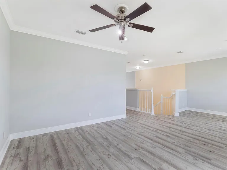 3028 Waterside Cir — Photo 12