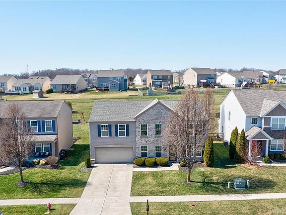 3rd image of 1827 Greentree Meadows Dr