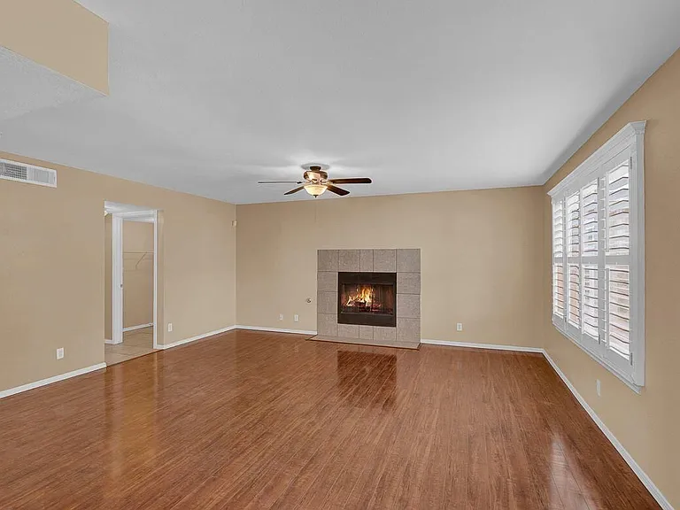 1460 Paseo De Flor St — Photo 17