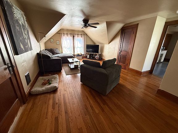 4th image of 1358 Cranford Ave #3
