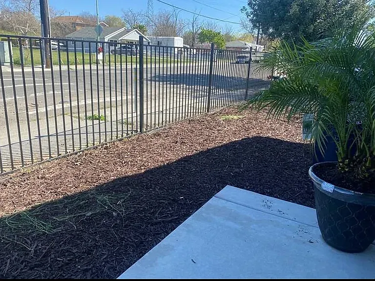 3948 Rose St — Photo 12