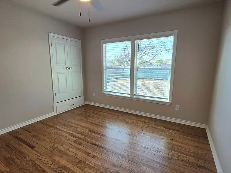 226 Antrim Dr — Photo 14