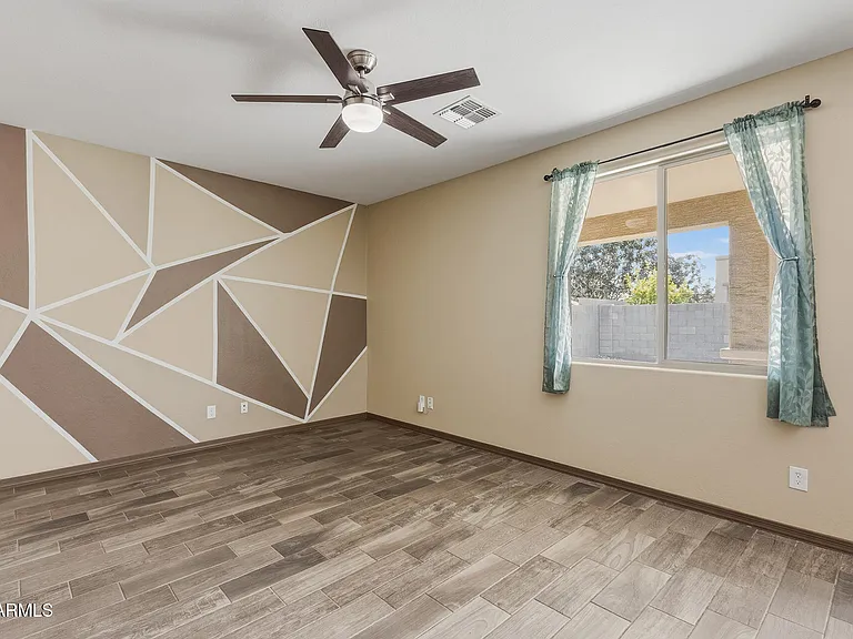 7422 S 28th Pl — Photo 25