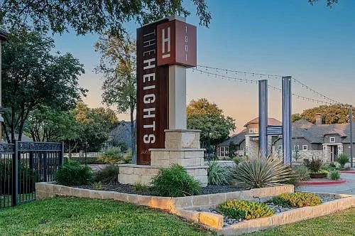 The Heights — Photo 1