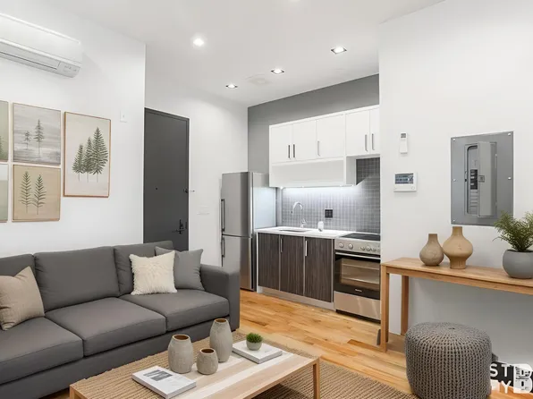 242 Parkside Avenue image 1 of 7
