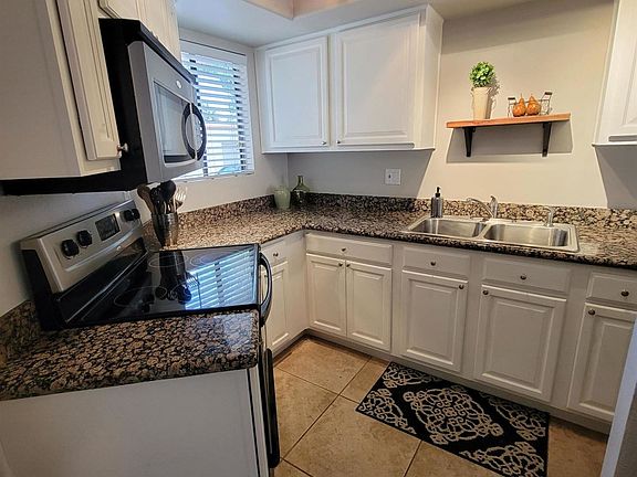 3rd image of 835 N Granite Reef Rd Unit 27