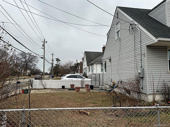 2nd image of 42 Princeton Street