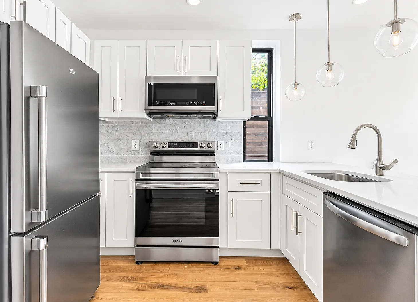 415 Bergen Street — Photo 3