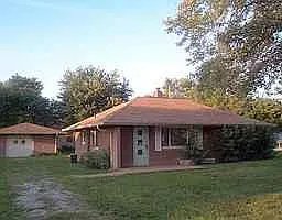 3559 W Wisconsin St photo 1