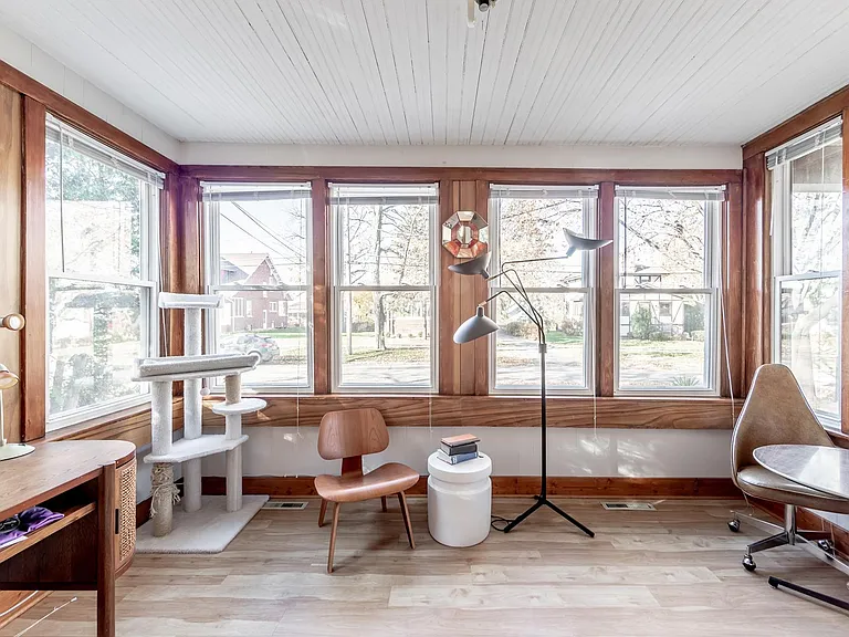 Enclosed porch
