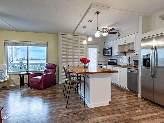 5th image of 3013 N Halifax Ave #26