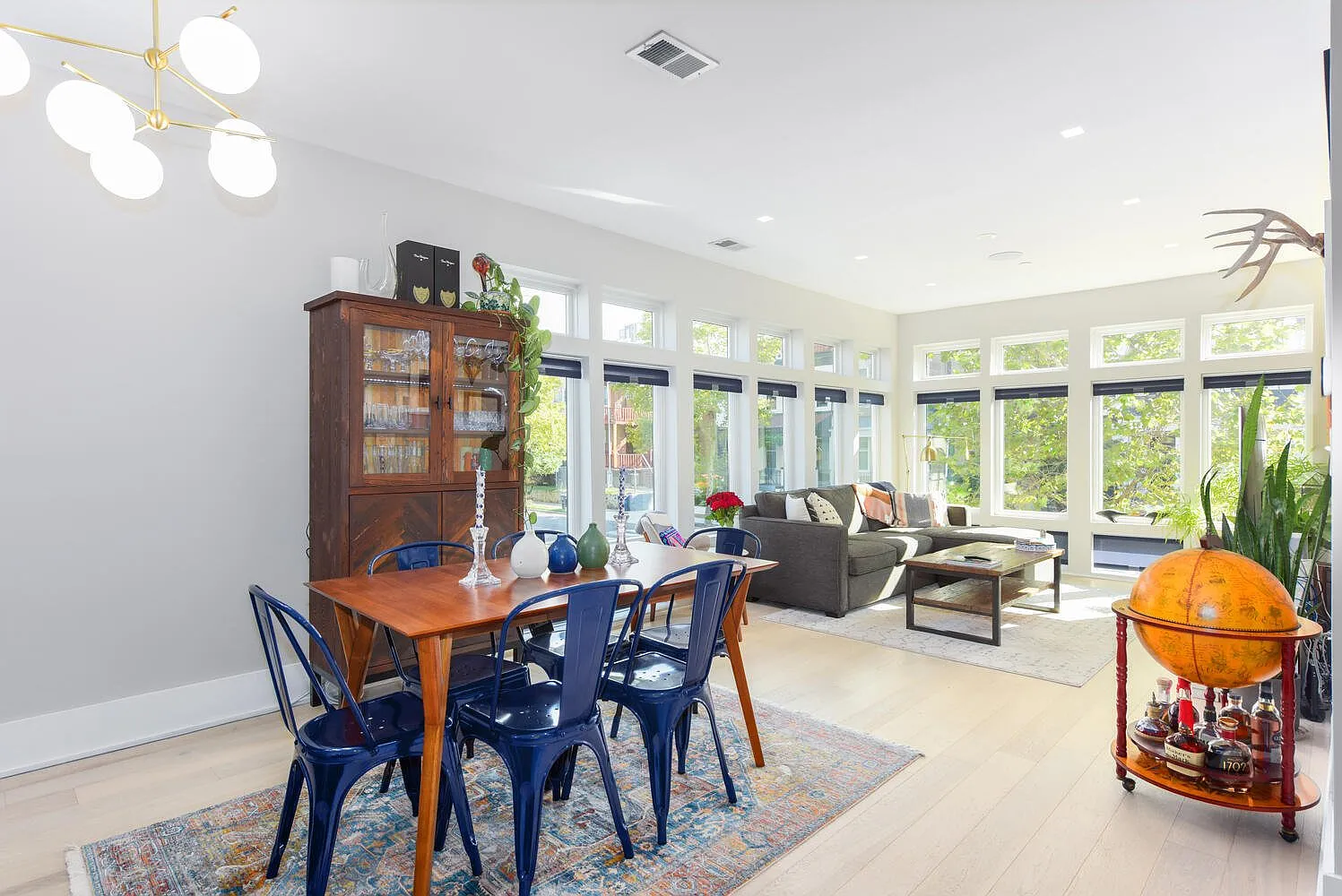 Sun-Drenched Corner Unit 2BR/2BA in Columbia Heights | Gourmet Kitchen, Roof Deck & Walk Score 97 — Photo 1