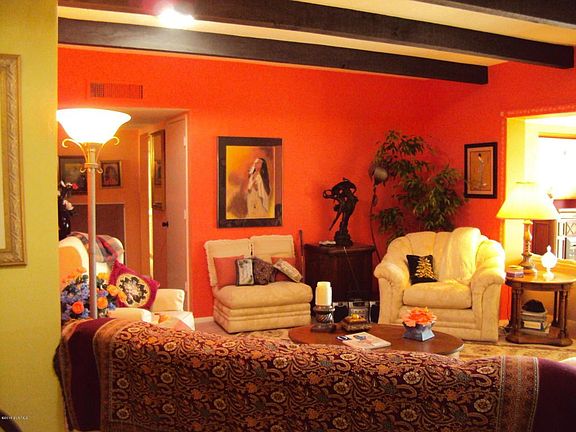 4th image of 284 E Paseo Churea