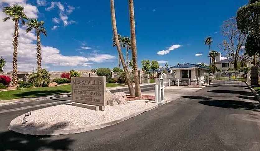 1st image of 1750 Clubhouse Dr Unit 69