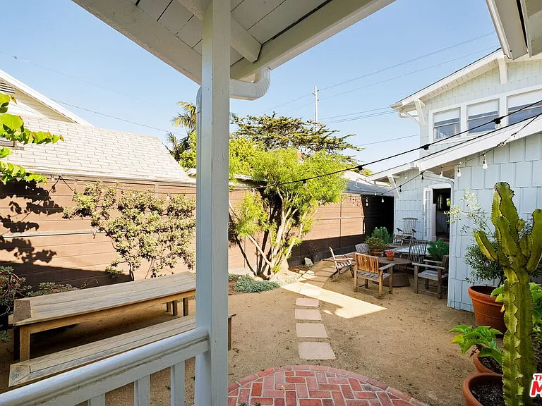 1670 Electric Ave — Photo 44