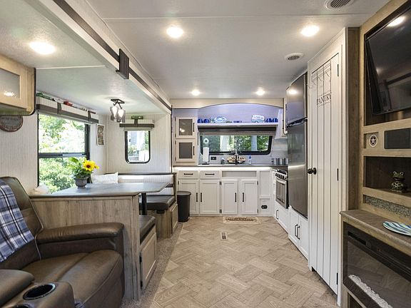4th image of 4229 E Parkway #46-lot 46