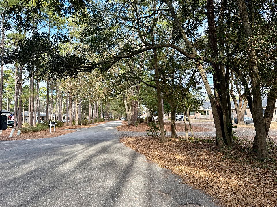 1st image of 1310B Louisa Ln #B