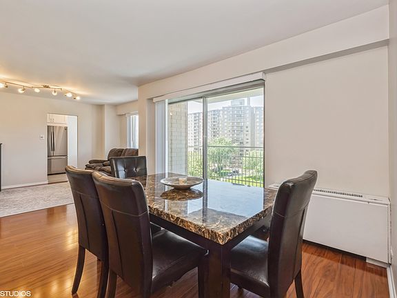 5th image of 7061 N Kedzie Ave Suite 704