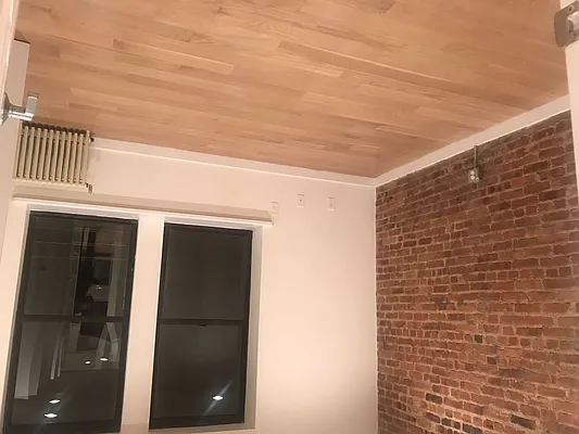 Rented by PMG Real Estate  | media 16