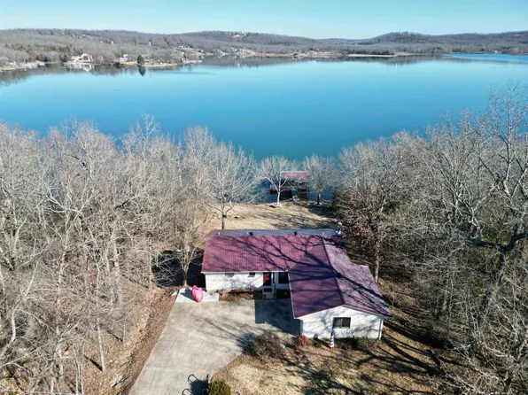2402 S Shore Dr, Horseshoe Bend, AR 72512