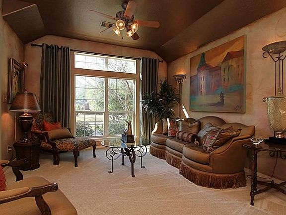 4th image of 11702 Briar Canyon Ct