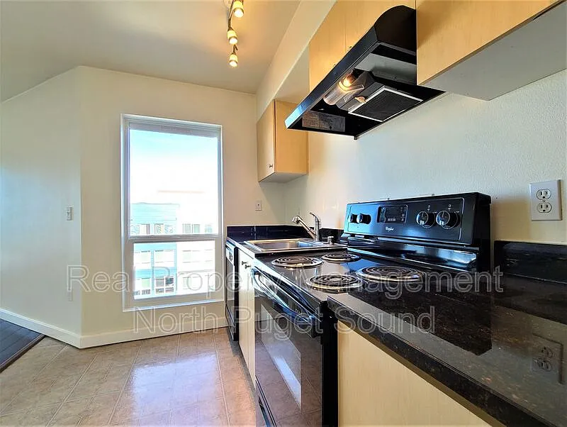 Studio, 1.0 bath, 472 sqft, $1,450 — Photo 4