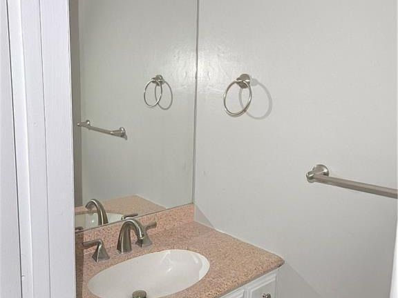 3rd image of 1821 Durham W #1