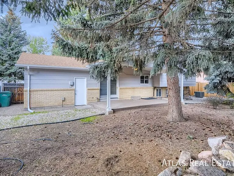 7240 Roaring Spring Ter — Photo 28