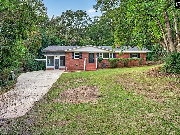 2nd image of 2415 Oak Ln