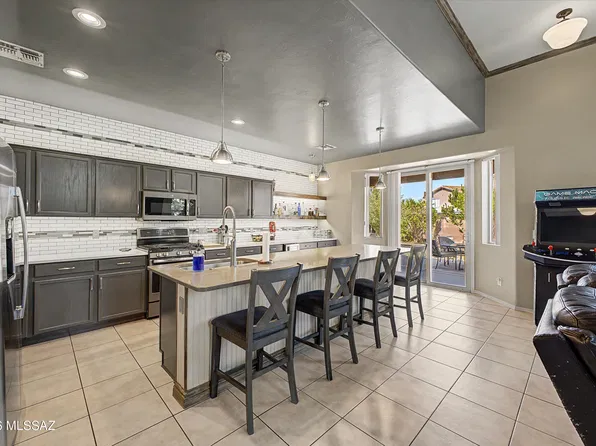 3370 N Fork River Ct, Tucson, AZ 85745