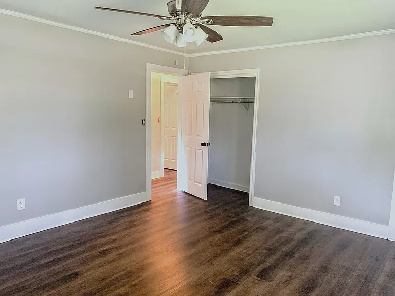 2125 Cherry St SE — Photo 17