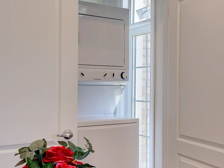 37 Drewry Ave #3 — Photo 29