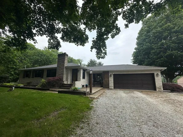 32131 State Road 2 Rd, New Carlisle, IN 46552
