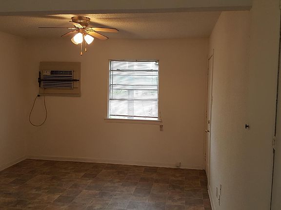 3rd image of 7410 Lindencrest St APT 3