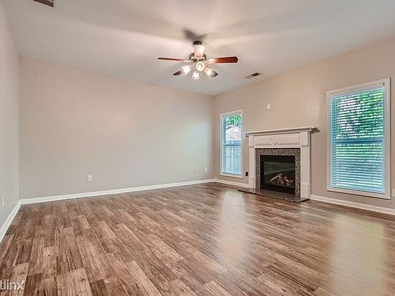 4th image of 2257 Peach Shoals Cir