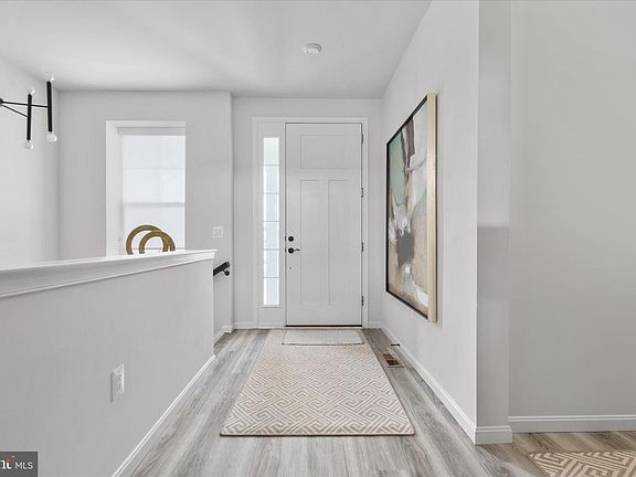 2nd image of 174 Williamson Rd