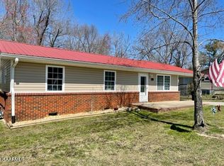 903 N Elm St, Monterey, TN 38574
