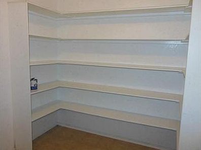 5th image of 329 Kennedy Dr