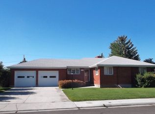 620 Avenue F, Powell, WY 82435