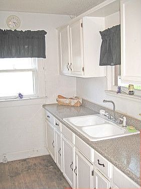 5th image of 1412 N 26th St