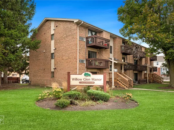 271 Northgate Pkwy #1B, Wheeling, IL 60090
