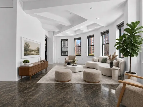 40 Fay St Unit 206, Boston, MA 02118