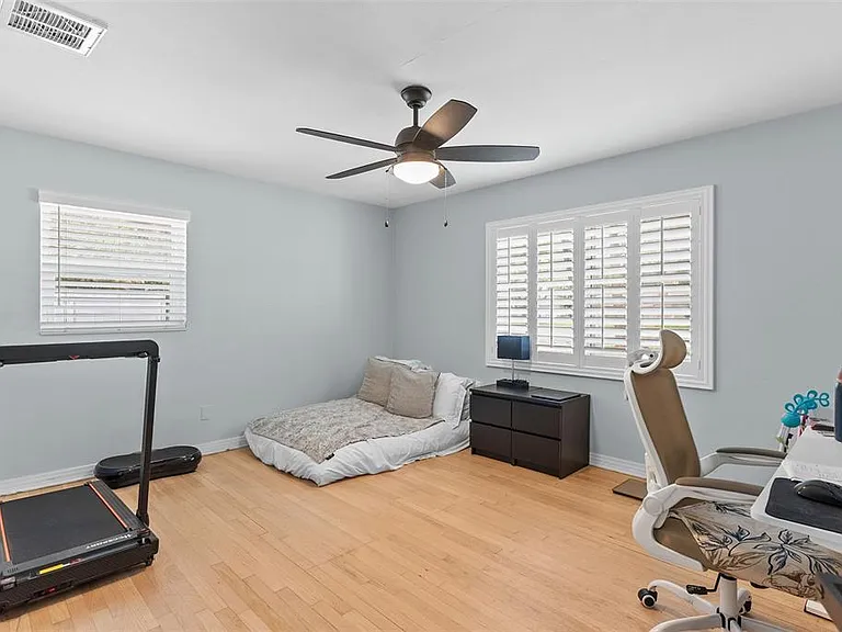 4104 W Knights Ave — Photo 24