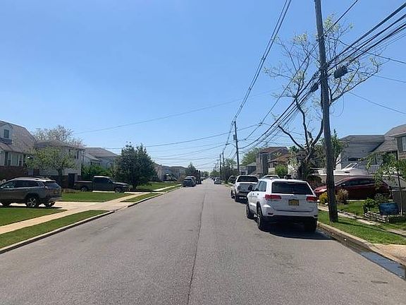 2nd image of 371 Miller Ave