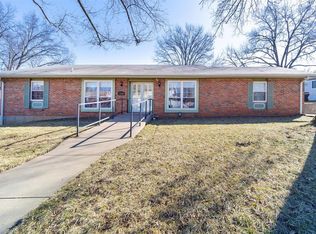 9338 Manoroak Dr, Saint Louis, MO 63126